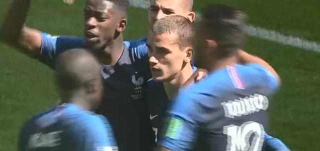  那不勒斯主帅赛后炮轰 称裁判误判改变比赛走向  