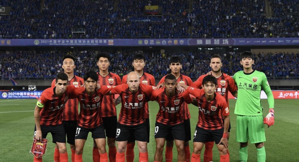  莱斯特城主场与富勒姆上演进球大战平局收场