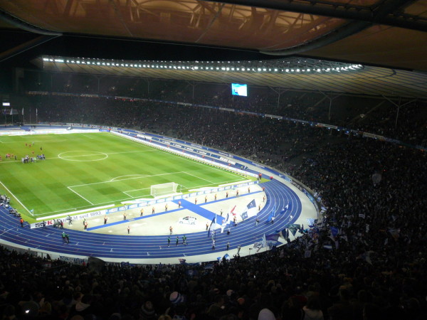 千亿球友会- 柏林赫塔新建训练基地配备虚拟现实设备  