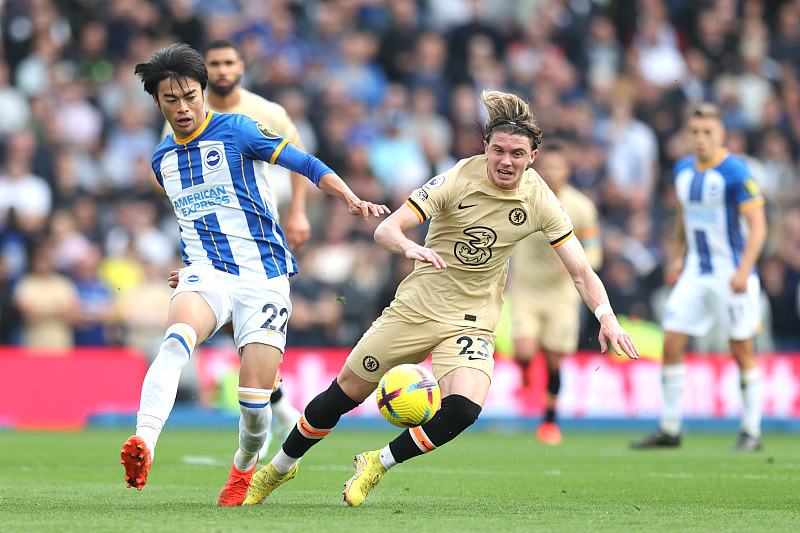  布莱顿日本边锋三笘薰连场破门，技术统计惊艳  